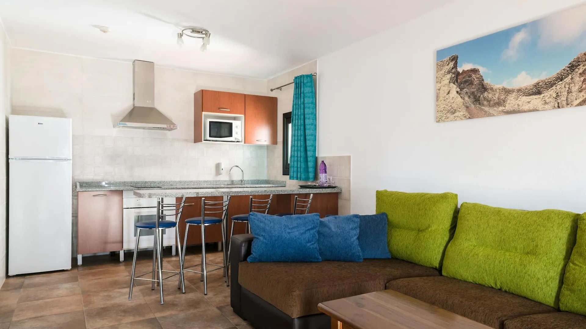 Apartamentos Villa Canaima location